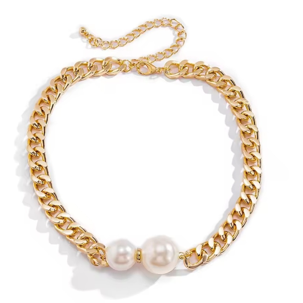 Ginevra Pearl Gold Chain Statement Necklace